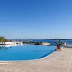 Lb Vacation I Bright 1br, Minutes From The With Sea And Mountain View Cannes