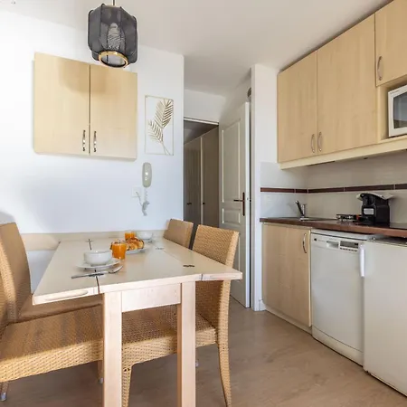 Lb Vacation I Bright 1br, Minutes From The With Sea And Mountain View *